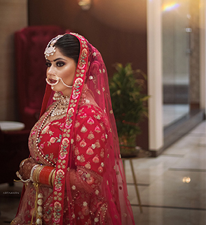 Exotic Flower Decorations provides beautiful decorations for our wedding event